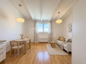 Pronájem bytu 1+kk, Praha - Dejvice, Kafkova, 39 m2