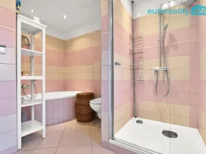 Pronájem rodinného domu, Sadov - Bor, 220 m2