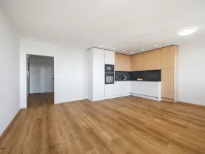 Prodej bytu 3+kk, Praha - Prosek, Litvínovská, 74 m2
