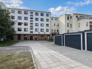 Prodej bytu 3+1, Znojmo, Vídeňská třída, 79 m2