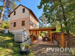 Prodej rodinného domu, Čerňovice, 76 m2
