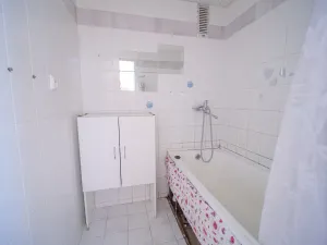 Prodej bytu 2+1, Jičín, Lidické náměstí, 54 m2