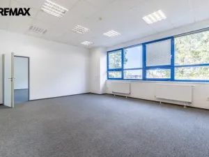 Pronájem kanceláře, Tuchoměřice, U Špejcharu, 107 m2