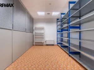 Pronájem kanceláře, Tuchoměřice, U Špejcharu, 107 m2