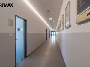 Pronájem kanceláře, Tuchoměřice, U Špejcharu, 107 m2