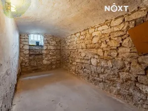 Prodej bytu 2+1, Břeclav, Železniční, 86 m2