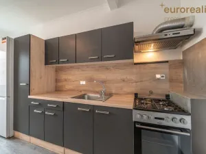 Prodej bytu 3+1, Tachov, Jana Ziky, 75 m2