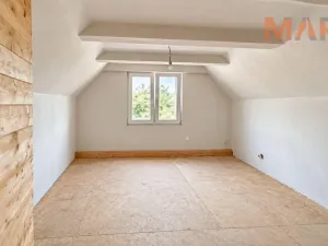 Prodej rodinného domu, Pesvice, 130 m2