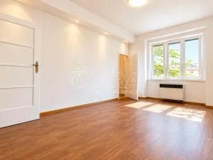 Pronájem bytu 2+kk, Praha - Nusle, V Horkách, 45 m2