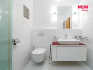 Prodej bytu 2+kk, Praha - Kyje, Sicherova, 64 m2