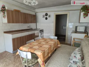 Prodej rodinného domu, Křemže, Náměstí, 220 m2