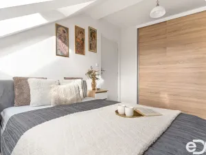 Prodej bytu 2+kk, Neveklov, Pod Radnicí, 56 m2