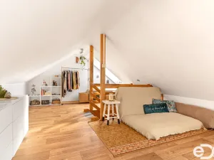 Prodej bytu 2+kk, Neveklov, Pod Radnicí, 56 m2