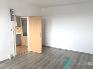 Pronájem bytu 1+1, České Budějovice, Lidická tř., 40 m2