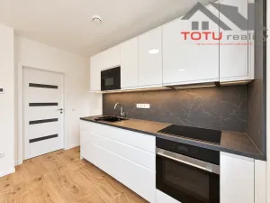 Pronájem bytu 2+kk, Černožice, Gen. Svobody, 38 m2