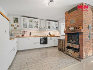 Prodej rodinného domu, Polní Voděrady, 237 m2