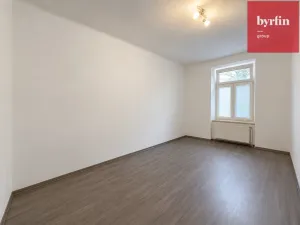 Pronájem bytu 2+1, Opava, Horovo náměstí, 79 m2