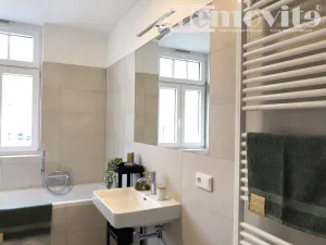 Pronájem bytu 2+kk, Hradec Králové, Chelčického, 43 m2