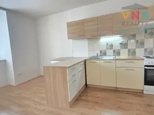 Pronájem bytu 2+kk, Prostějov, Vrahovická, 32 m2