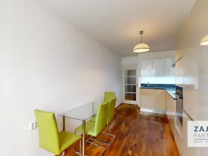 Pronájem bytu 1+1, Praha - Holešovice, Jankovcova, 53 m2