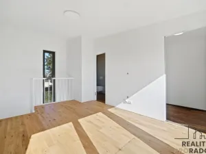 Prodej atypického bytu, Pardubice, Východní, 55 m2