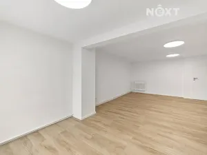 Prodej bytu 1+kk, Praha - Kyje, Vajgarská, 34 m2