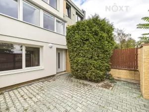 Prodej bytu 1+kk, Praha - Kyje, Vajgarská, 34 m2