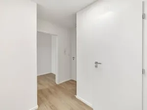 Prodej bytu 2+kk, Praha - Kyje, Vajgarská, 30 m2