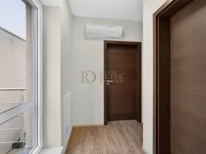 Prodej rodinného domu, Praha - Hostavice, U Hostavického potoka, 95 m2