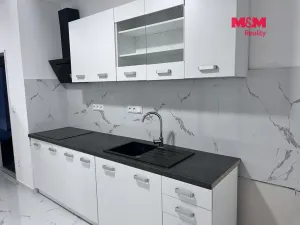 Pronájem bytu 2+1, Hořovice, Pražská, 59 m2