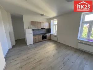 Pronájem bytu 1+kk, Mariánské Lázně, Husova, 31 m2