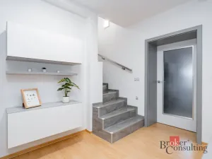 Prodej rodinného domu, Praha - Dolní Chabry, Bolebořská, 268 m2