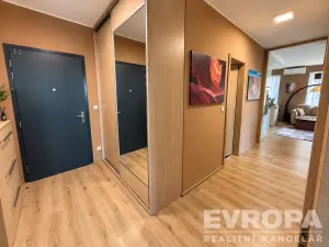 Prodej bytu 3+kk, Praha - Malešice, Nad úžlabinou, 65 m2