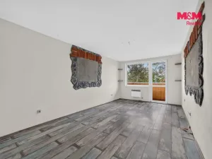 Prodej bytu 4+1, Černovice, U Mateřské školy, 82 m2
