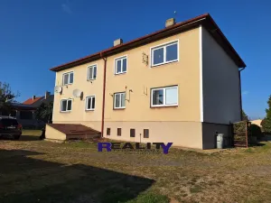 Prodej bytu 2+1, Vroutek, Husova, 60 m2