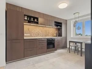 Pronájem bytu 2+kk, Kladno, Petrohradská, 52 m2