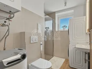 Pronájem bytu 2+kk, Kladno, Petrohradská, 52 m2