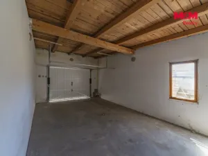 Prodej bytu 3+1, Hranice, Tovární, 61 m2