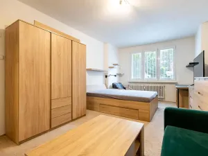 Prodej bytu 2+1, Praha - Hostivař, Tenisová, 66 m2