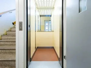 Prodej bytu 2+1, Praha - Hostivař, Tenisová, 66 m2