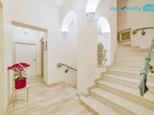 Pronájem obchodního prostoru, Karlovy Vary, Zámecký vrch, 20 m2