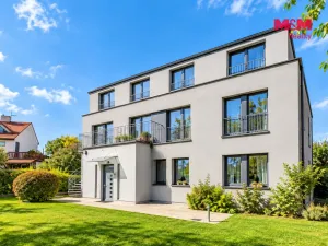 Pronájem bytu 3+1, Praha - Břevnov, Za oborou, 73 m2