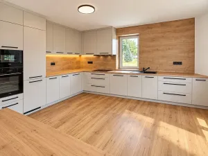 Prodej rodinného domu, Hroznová Lhota, 145 m2