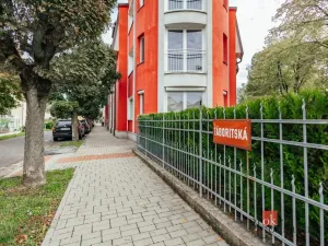 Prodej bytu 2+kk, Poděbrady - Poděbrady III, Táboritská, 66 m2
