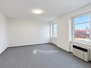 Pronájem bytu 2+1, Znojmo, Alšova, 60 m2