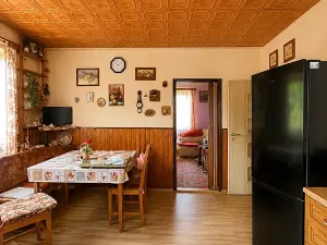 Prodej rodinného domu, Chrášťany, 250 m2