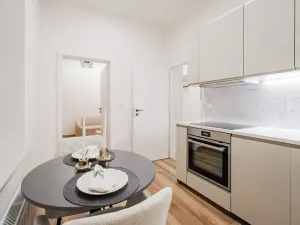 Pronájem bytu 1+1, Praha - Vršovice, Košická, 34 m2