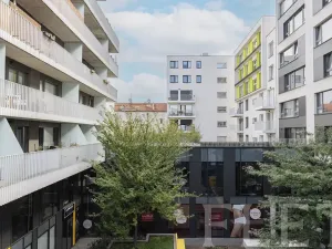 Pronájem bytu 1+kk, Praha - Karlín, Sokolovská, 31 m2