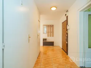 Prodej bytu 4+1, Praha - Újezd nad Lesy, Žherská, 81 m2