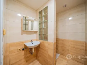 Prodej bytu 4+1, Praha - Újezd nad Lesy, Žherská, 81 m2